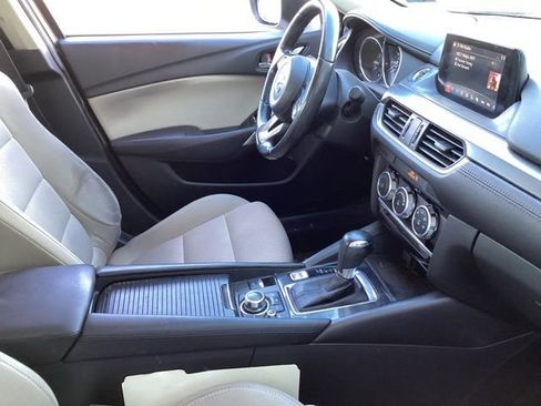 Used 2017 MAZDA MAZDA6 Sport image 17