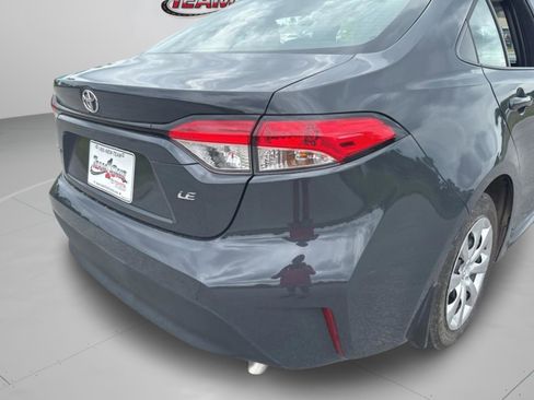 Used 2025 Toyota Corolla LE FWD image 34