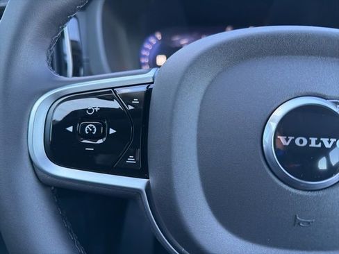 New 2026 Volvo XC60 T8 Ultra w/ Protection Package Premier AWD/4WD image 19