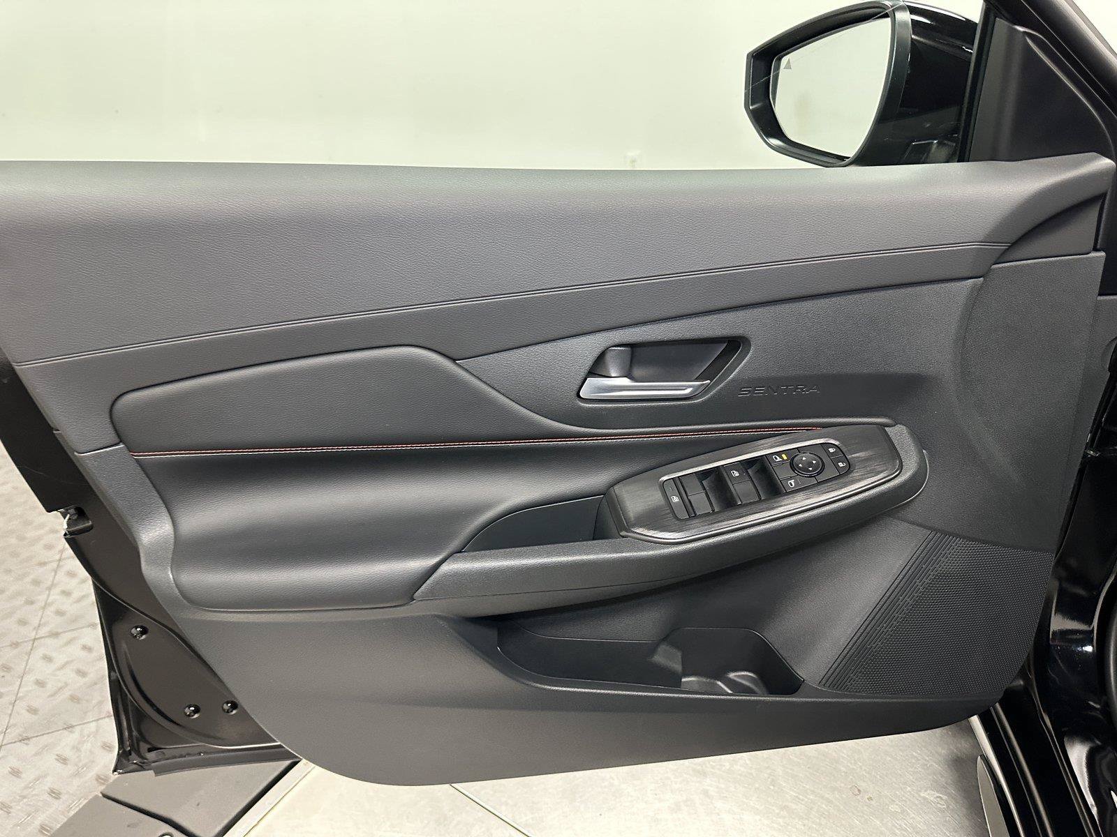 Used 2026 Nissan Sentra SR w/ Floor Mat Package FWD image 20