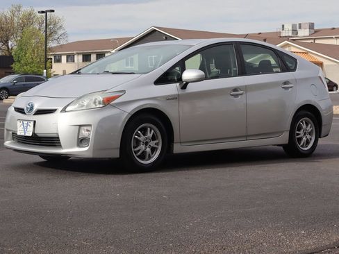 Used 2010 Toyota Prius Three FWD image 11