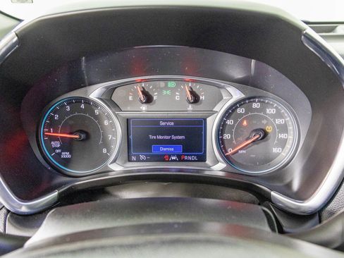 Used 2019 Chevrolet Equinox LT w/ Driver Convenience Package image 36