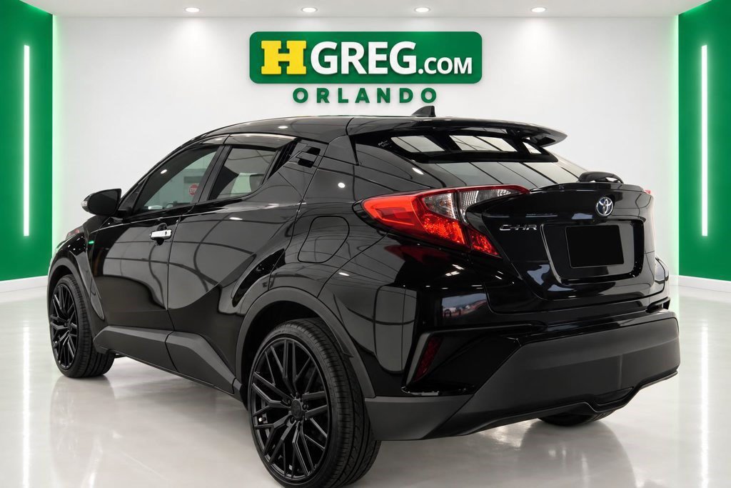 Used 2019 Toyota C-HR LE FWD image 2