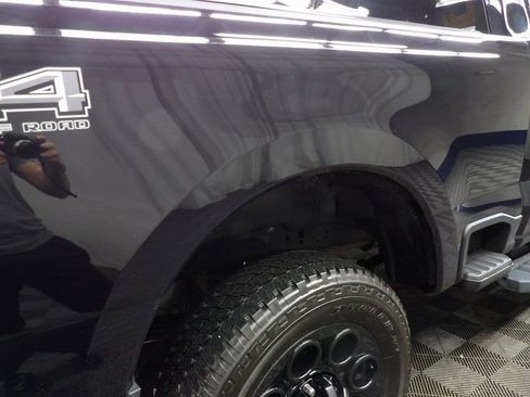 Used 2024 Ford F250 Lariat w/ Black Appearance Package image 35