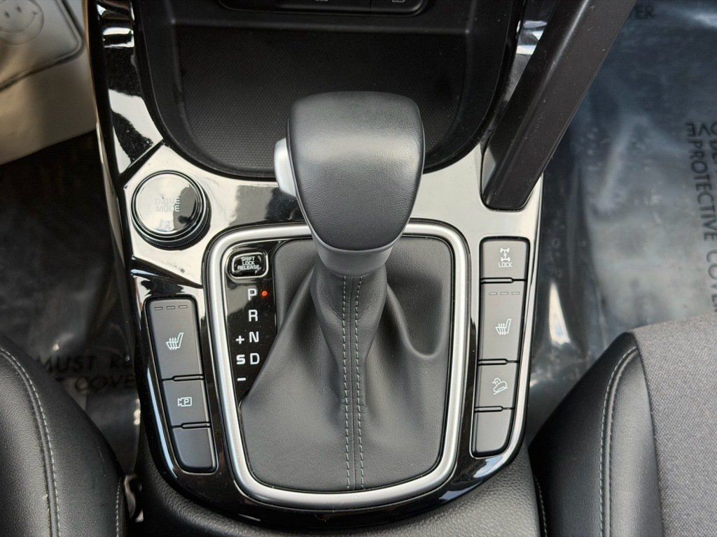 Used 2024 Kia Seltos S AWD/4WD image 18