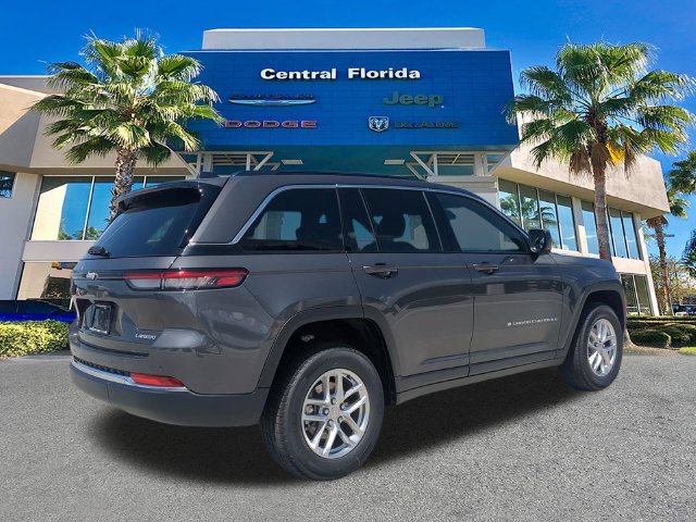 New 2026 Jeep Grand Cherokee Laredo RWD image 5