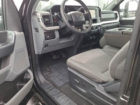 Used 2024 Ford F250 XLT w/ FX4 Off-Road Package image 10