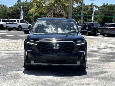 Certified 2023 Honda Pilot EX-L image 4