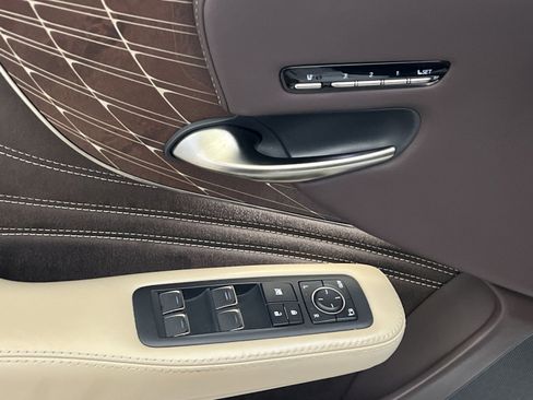 Used 2018 Lexus LS 500 AWD image 13