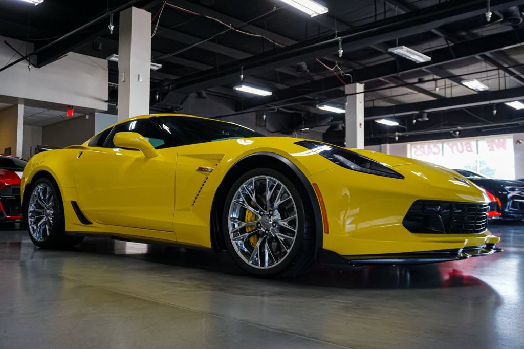 Used 2017 Chevrolet Corvette Z06 RWD image 2