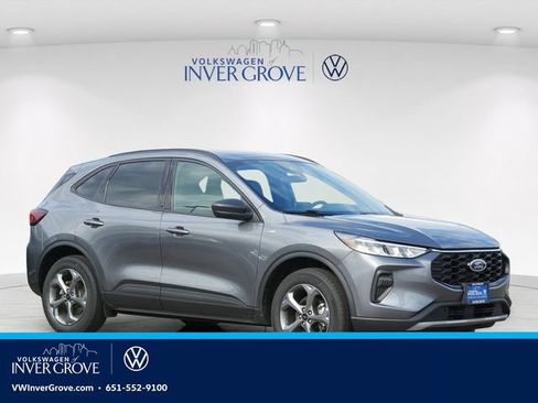Used 2025 Ford Escape ST-Line AWD/4WD image 1