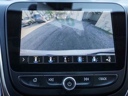Used 2021 Chevrolet Equinox Premier image 31