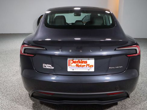 Used 2024 Tesla Model 3 Long Range image 8