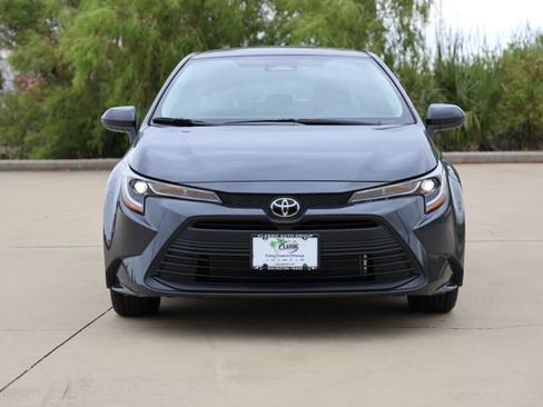 New 2026 Toyota Corolla LE FWD image 2