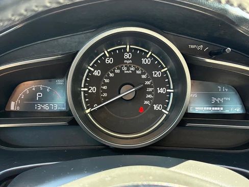 Used 2017 MAZDA MAZDA3 Touring FWD image 12