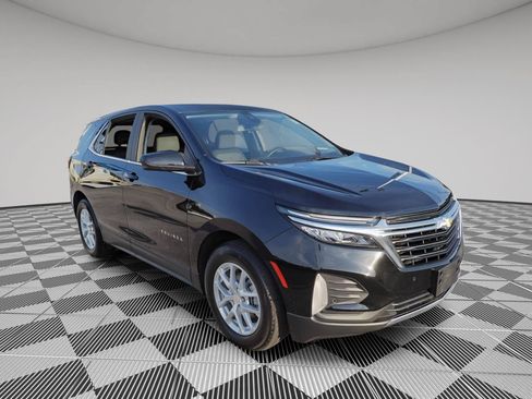 Used 2023 Chevrolet Equinox LT FWD image 3