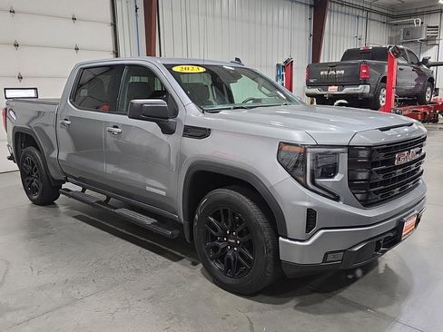 Used 2023 GMC Sierra 1500 Elevation image 6