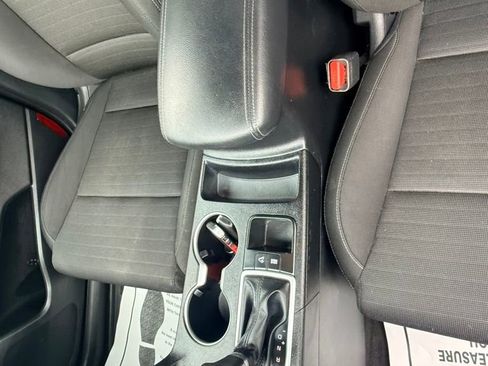 Used 2022 Kia Sportage LX w/ LX FWD Value Edition Package image 24