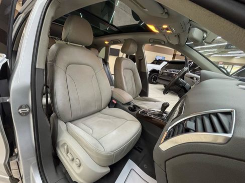 Used 2012 Audi Q5 3.2 Prestige AWD/4WD image 17
