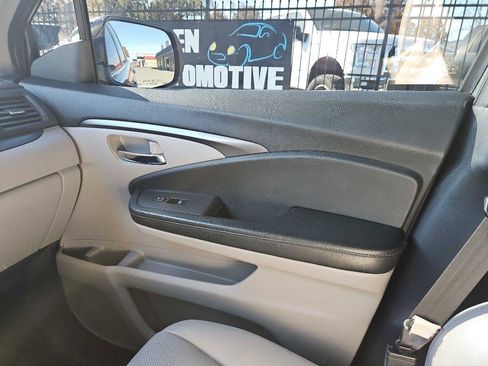 Used 2017 Honda Ridgeline RTL image 32