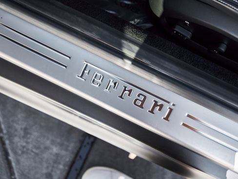 Used 2019 Ferrari 812 Superfast image 32