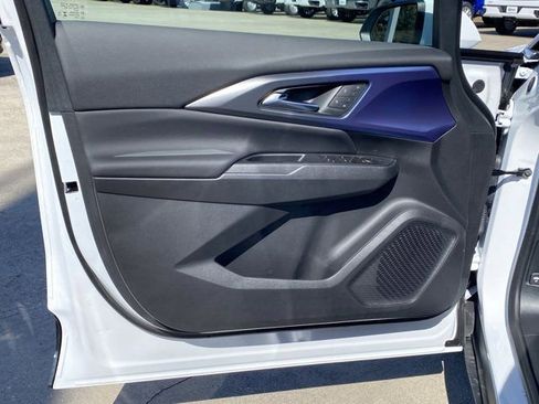 New 2026 Chevrolet Equinox EV LT w/ Convenience Package II image 20