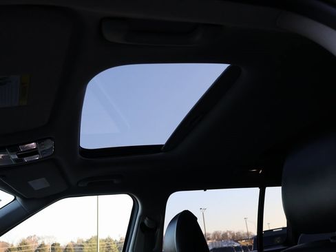 Used 2025 Hyundai Santa Fe Limited image 28