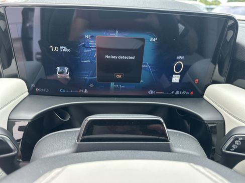 New 2026 Lincoln Aviator 2WD image 20