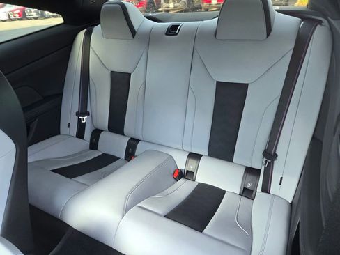 Used 2023 BMW M4 Competition w/ Executive Package image 18