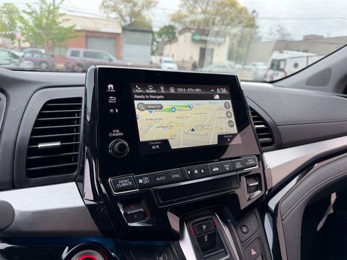 Used 2023 Honda Odyssey Touring image 28