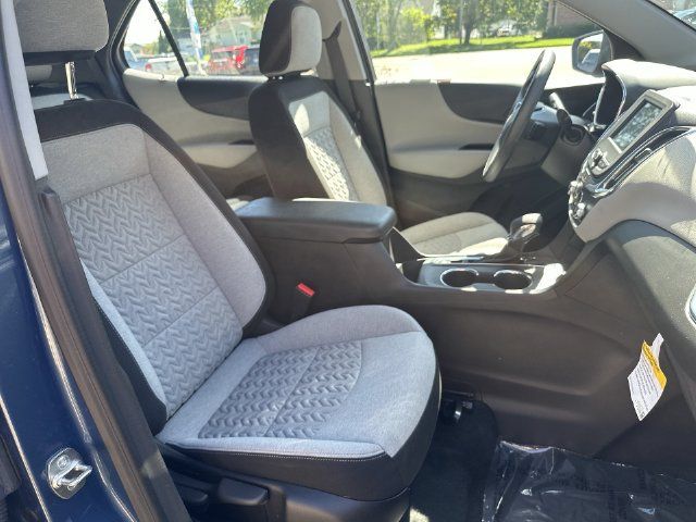 Used 2024 Chevrolet Equinox LS FWD image 26