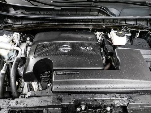 Used 2022 Nissan Murano SV image 34