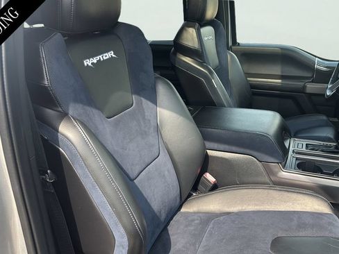 Used 2019 Ford F150 Raptor w/ Equipment Group 802A Luxury AWD/4WD image 22