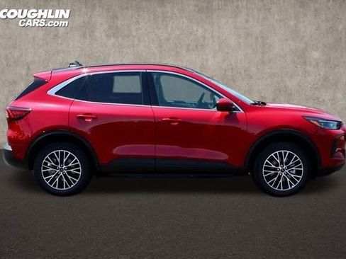 New 2024 Ford Escape SE w/ PHEV Premium Package image 6