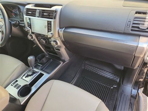 Used 2023 Toyota 4Runner SR5 Premium image 29