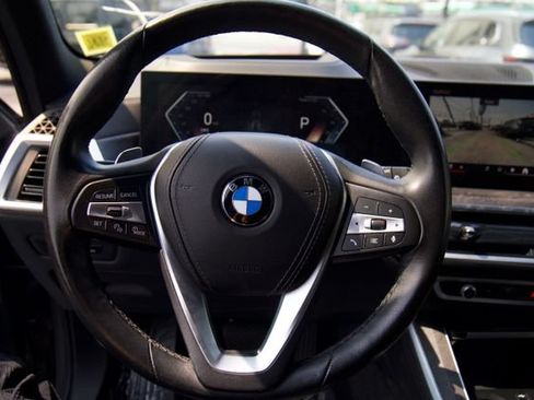 Used 2024 BMW X5 sDrive40i w/ Premium Package RWD image 18