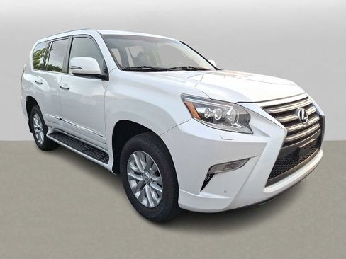Used 2019 Lexus GX 460 Premium AWD/4WD image 3