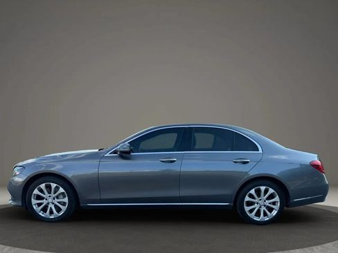 Used 2017 Mercedes-Benz E 300 image 5
