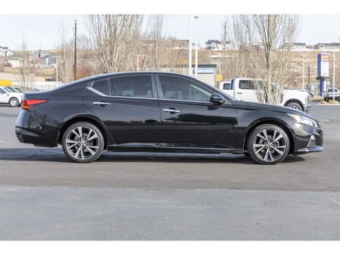 Used 2020 Nissan Altima 2.5 S image 2