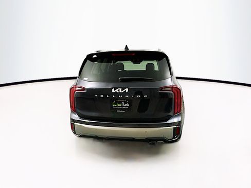 Used 2025 Kia Telluride S image 7