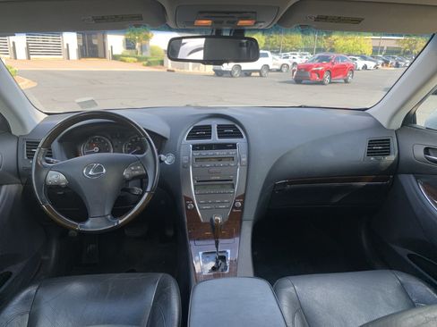 Used 2010 Lexus ES 350 w/ Preferred Accessory Package FWD image 28
