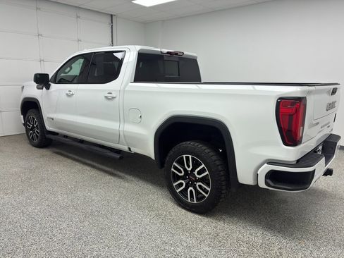 Used 2023 GMC Sierra 1500 AT4 w/ Technology Package image 8