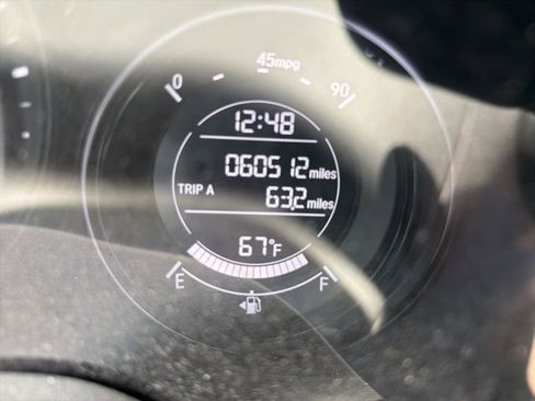 Used 2017 Honda HR-V LX image 10