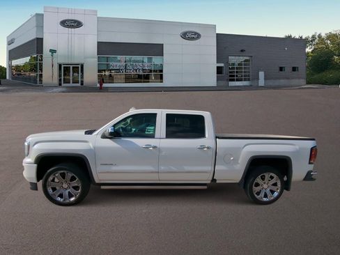 Used 2016 GMC Sierra 1500 Denali w/ Denali Ultimate Package image 7