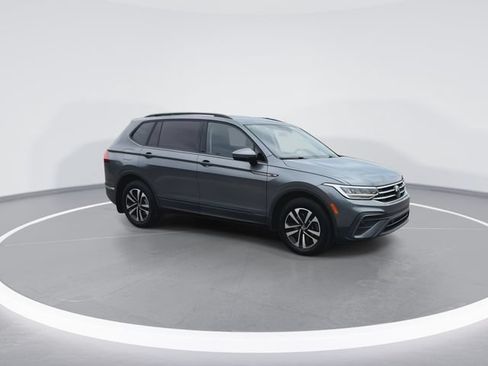 Used 2024 Volkswagen Tiguan S FWD image 2