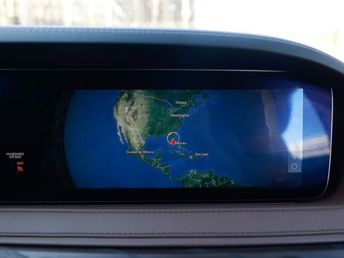 Used 2019 Mercedes-Benz S 560 Sedan image 41