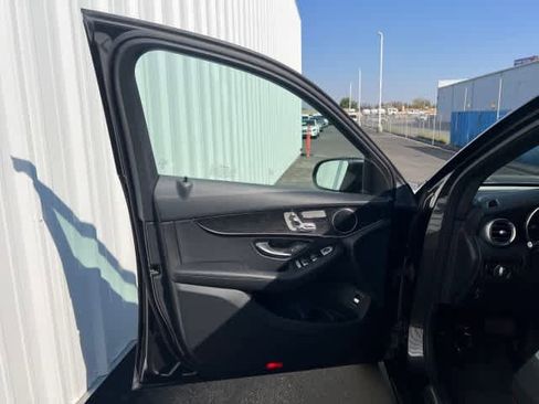 Certified 2022 Mercedes-Benz GLC 300 4MATIC image 11