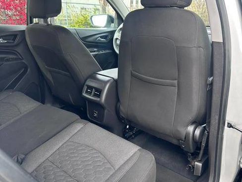 Used 2021 Chevrolet Equinox LT w/ LPO, Cargo Package image 18