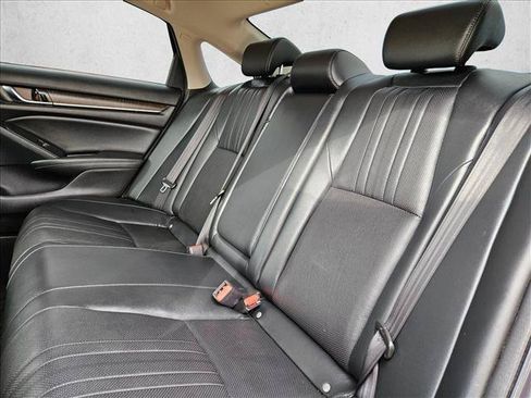 Used 2022 Honda Accord EX-L image 19