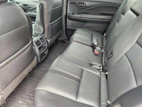 Certified 2023 Honda Passport TrailSport image 30